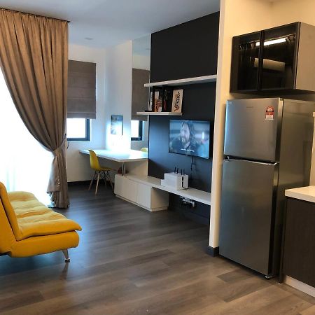 Mishal'S Homestay-Vista Bangi Studio Service Apartment Kajang Extérieur photo