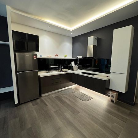Mishal'S Homestay-Vista Bangi Studio Service Apartment Kajang Extérieur photo