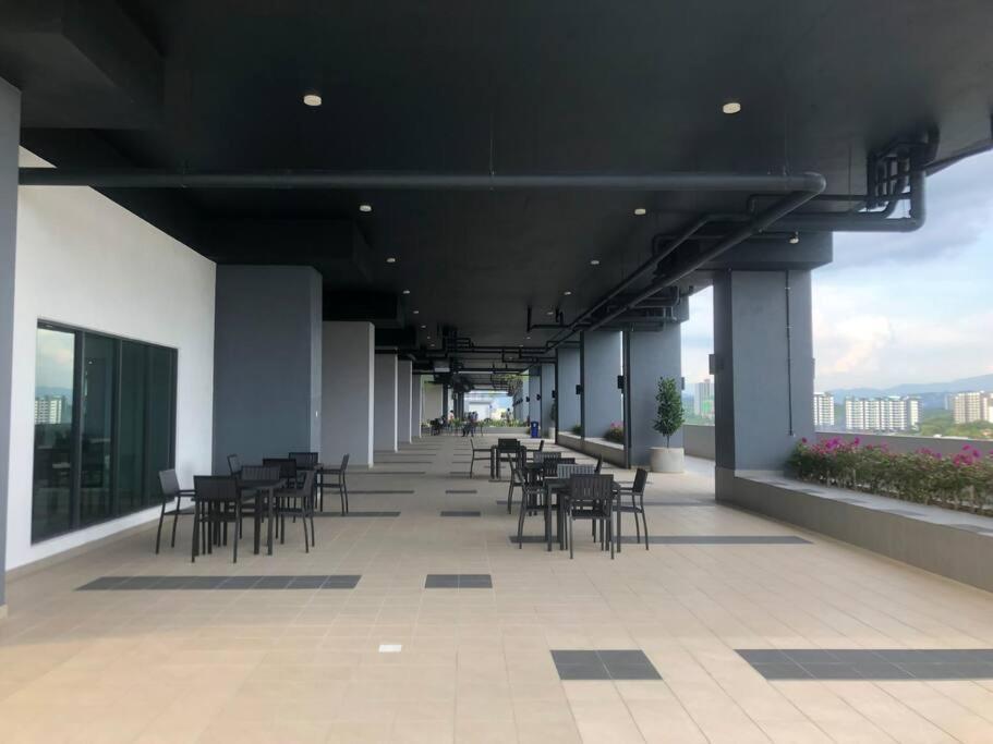 Mishal'S Homestay-Vista Bangi Studio Service Apartment Kajang Extérieur photo