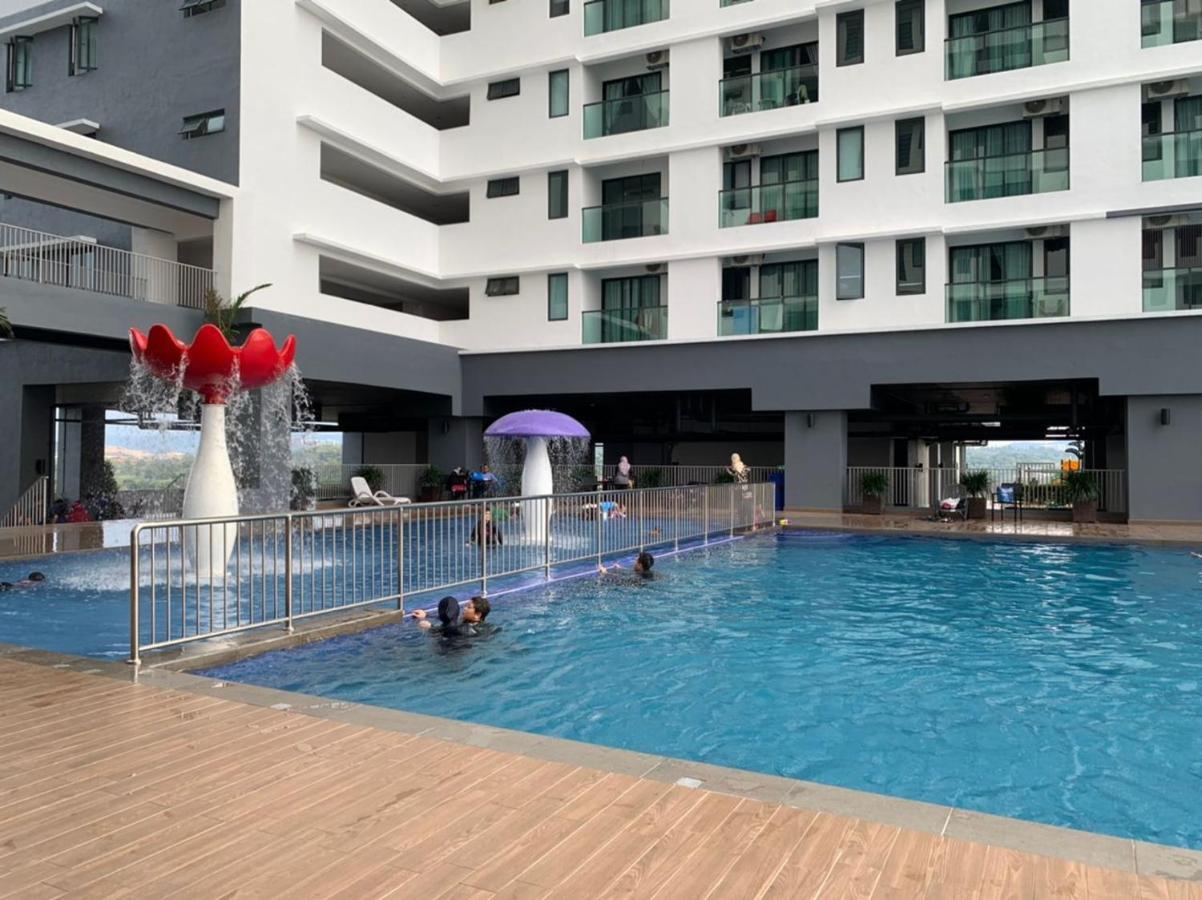 Mishal'S Homestay-Vista Bangi Studio Service Apartment Kajang Extérieur photo