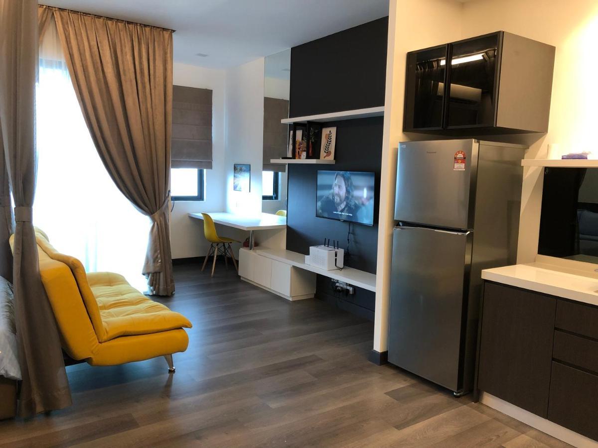 Mishal'S Homestay-Vista Bangi Studio Service Apartment Kajang Extérieur photo